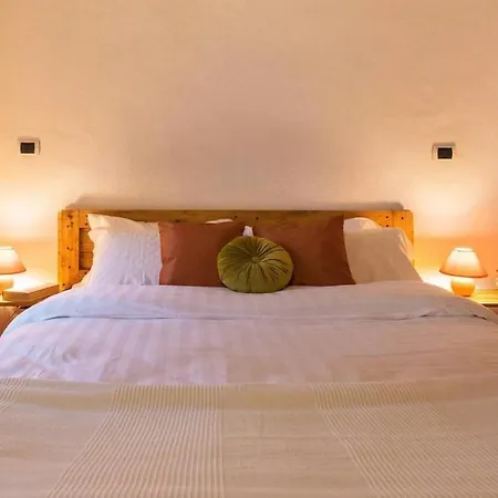 Rustico Ed Elegante Molina 3 By Solutions *