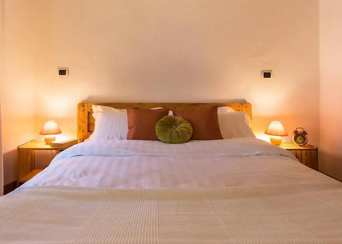 Rustico Ed Elegante Molina 3 By Solutions *