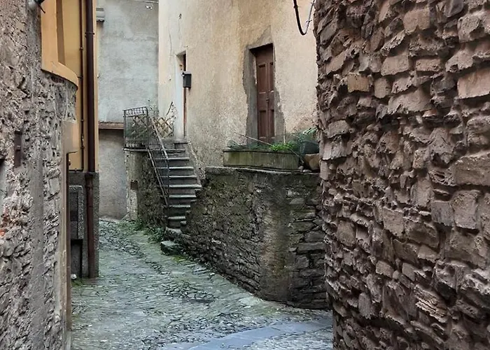 Rustico Ed Elegante Molina 3 By Solutions * Orsenigo