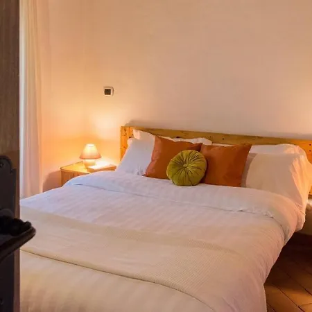 Rustico Ed Elegante Molina 3 By Solutions * Orsenigo